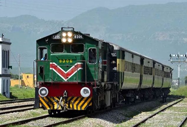 Pakistan Railways To Operate Two Special Trains For Eid ul Adha 2024