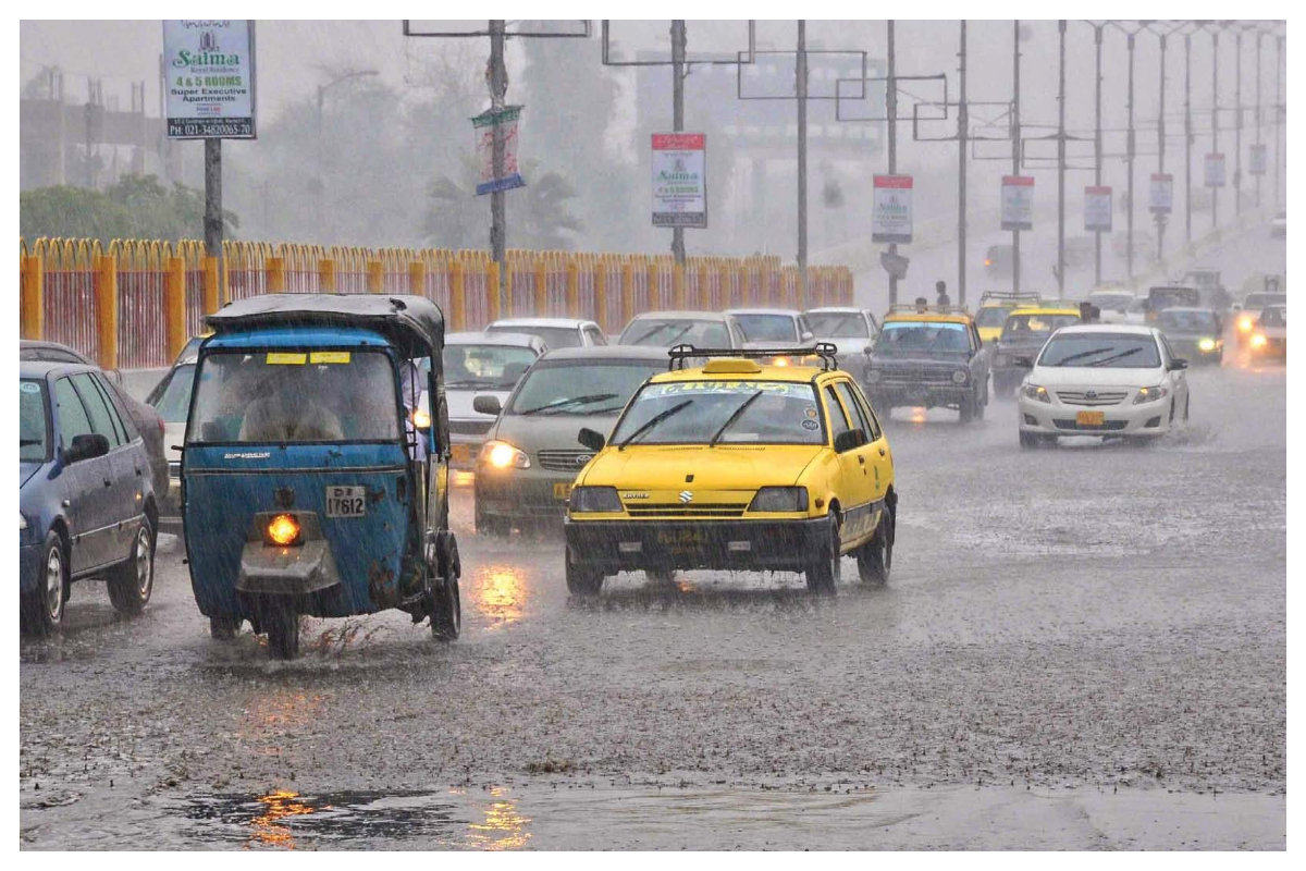 Karachi Weather Update Today – Light Rain Expected in Parts of Sindh!