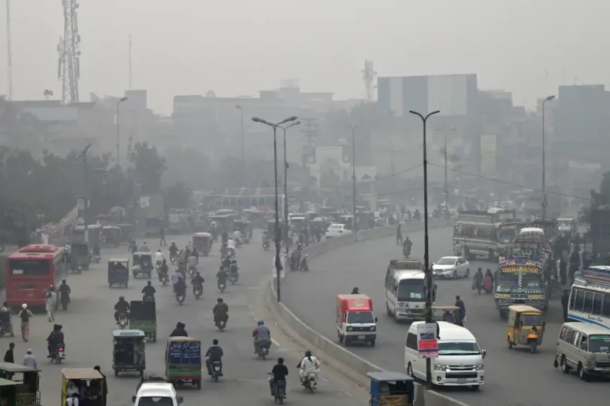 Lahore Punjab Weather Forecast: Smog Continues to Prevail!